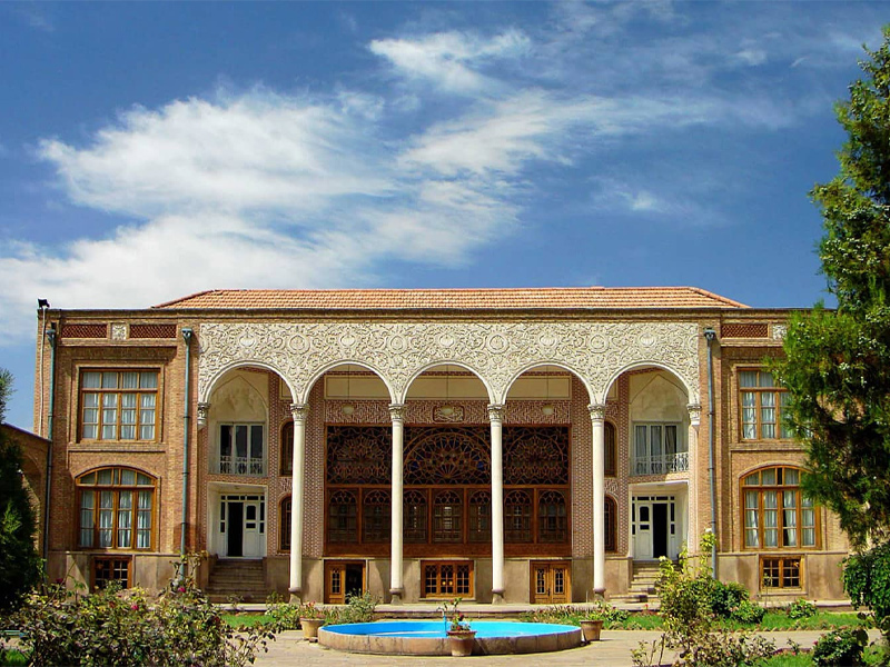 تور لوکس تبریز با هتل 5 ستاره